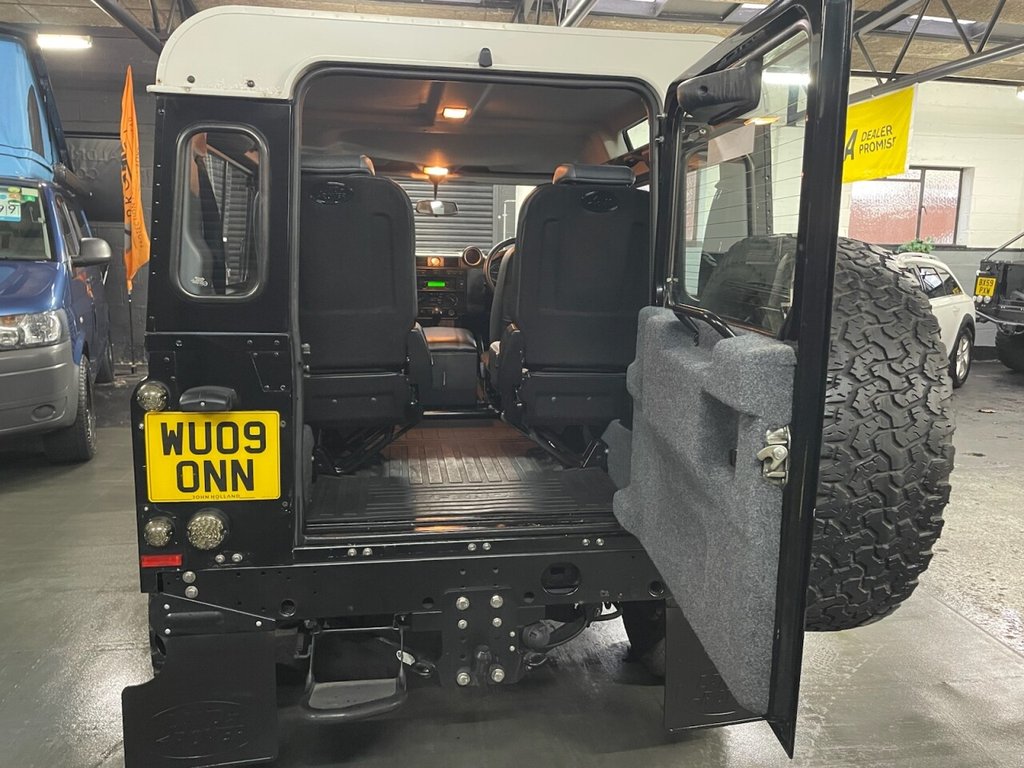 Used Land Rover Defender 2009 for sale - 76986037: Photo 12