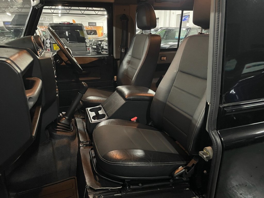 Used Land Rover Defender 2009 for sale - 76986037: Photo 25