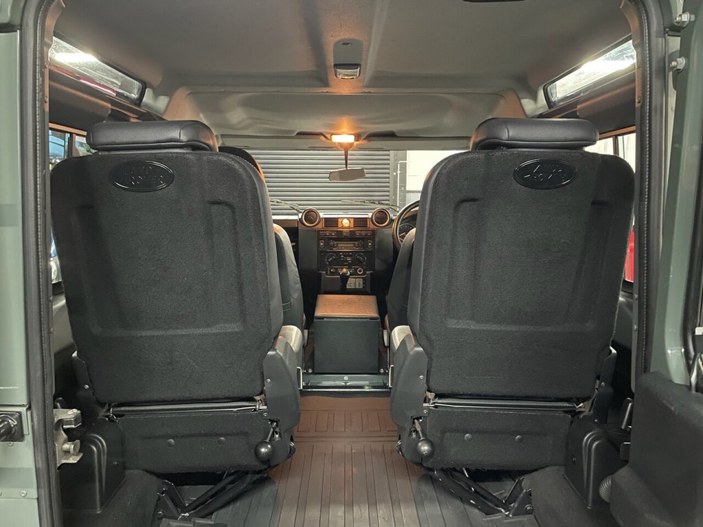 Used Land Rover Defender 90 2010 for sale - 76901005: Photo 12