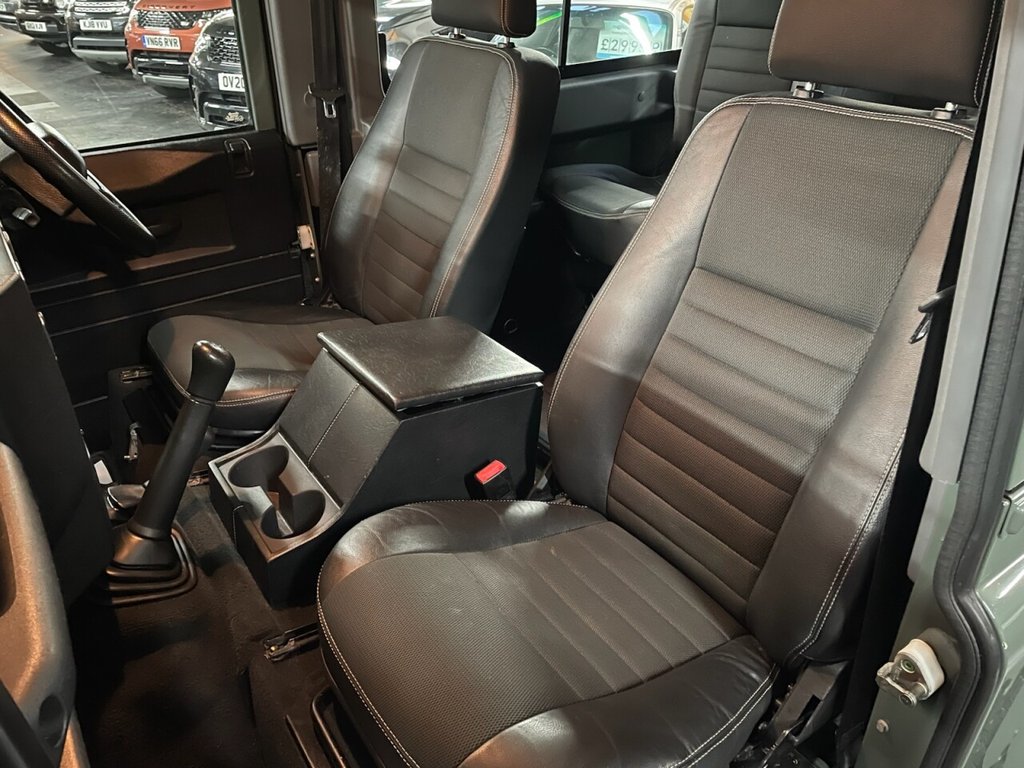 Used Land Rover Defender 90 2010 for sale - 76901005: Photo 13