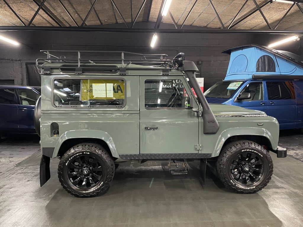 Used Land Rover Defender 90 2010 for sale - 76901005: Photo 18