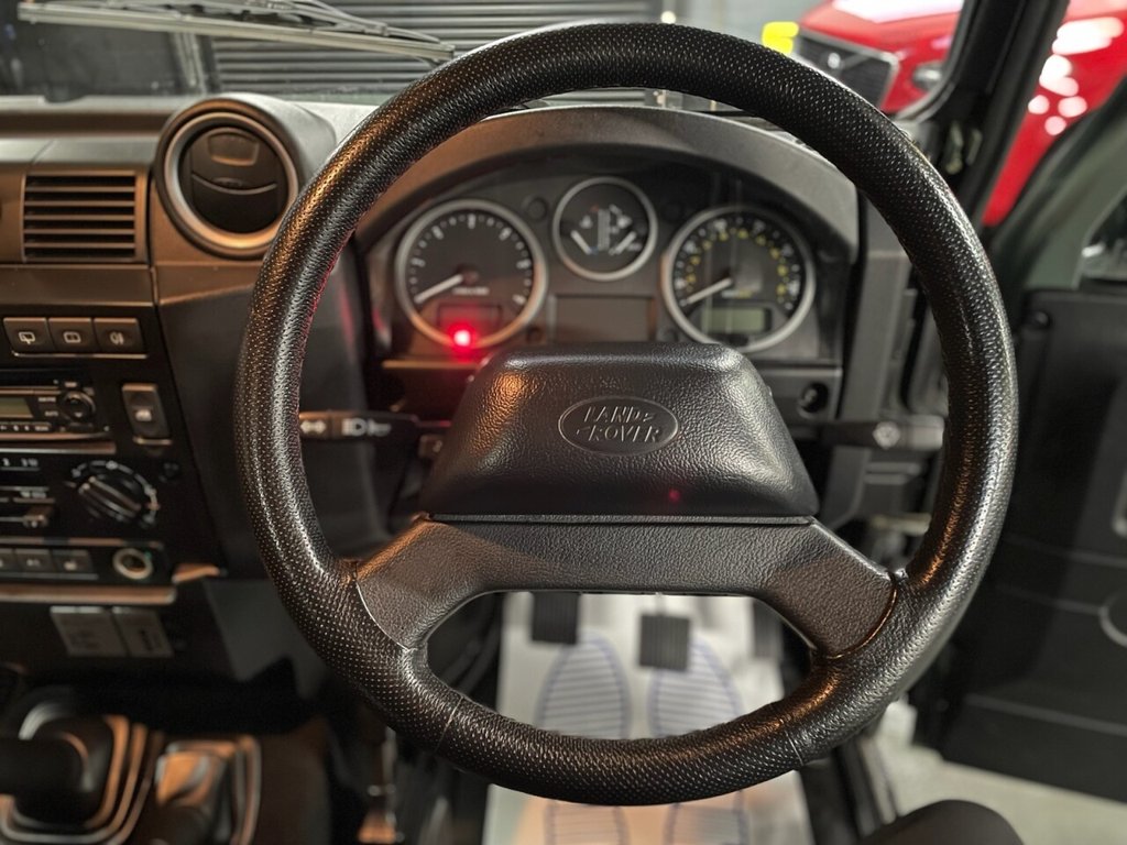 Used Land Rover Defender 90 2010 for sale - 76901005: Photo 19