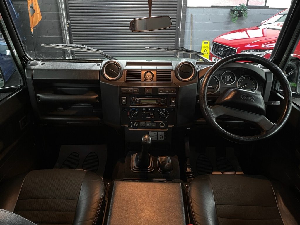 Used Land Rover Defender 90 2010 for sale - 76901005: Photo 6