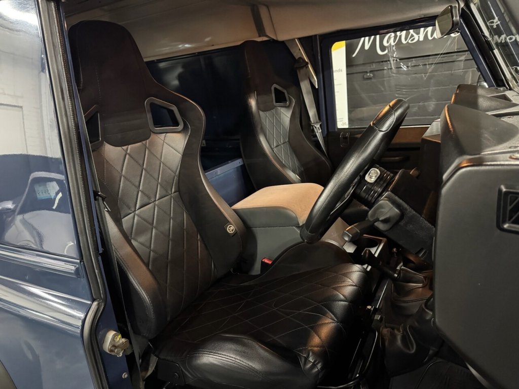 Used Land Rover Defender 2010 for sale - 76547033: Photo 17