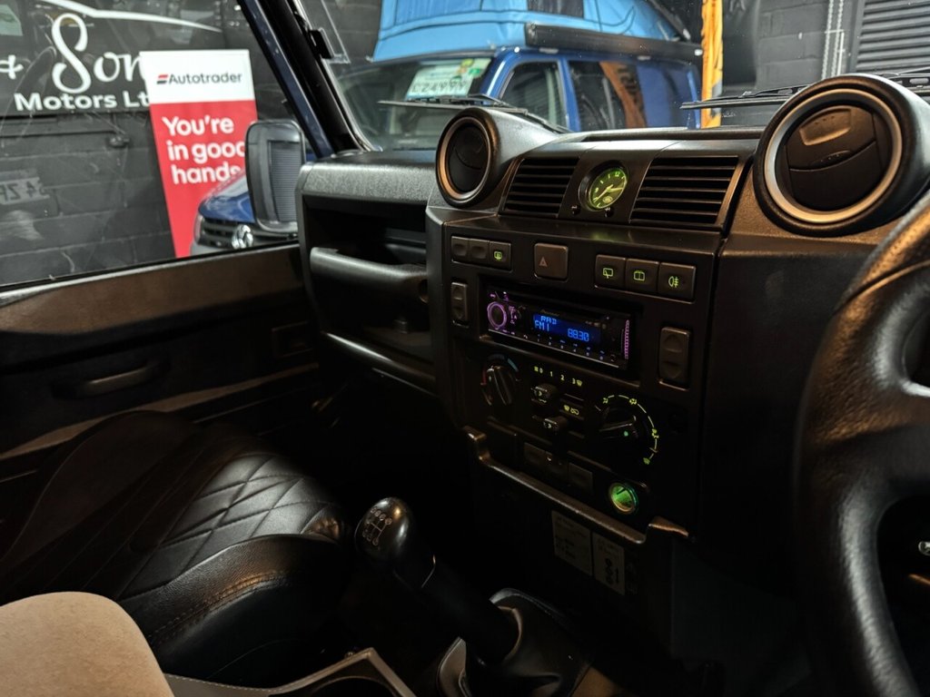 Used Land Rover Defender 2010 for sale - 76547033: Photo 22