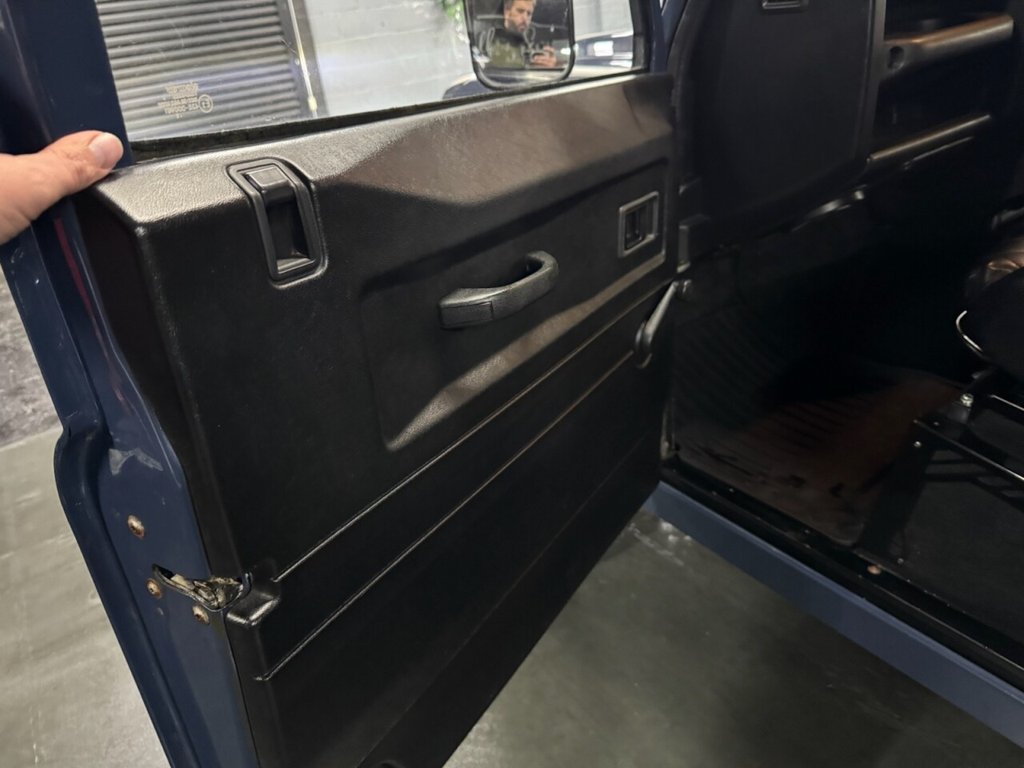 Used Land Rover Defender 2010 for sale - 76547033: Photo 26