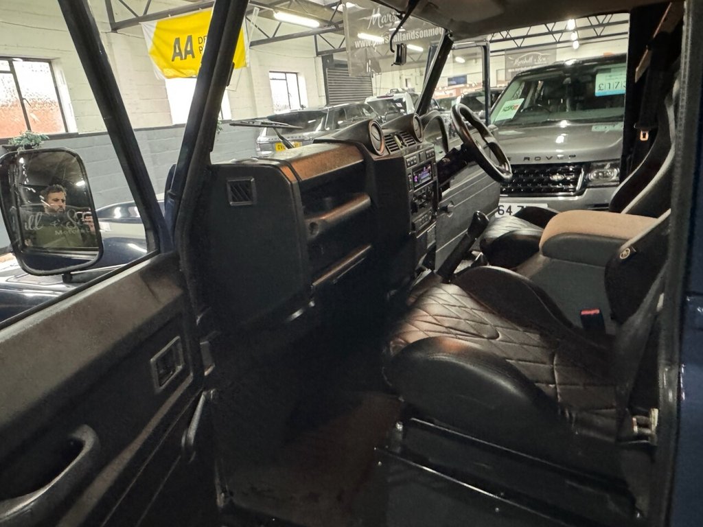 Used Land Rover Defender 2010 for sale - 76547033: Photo 27