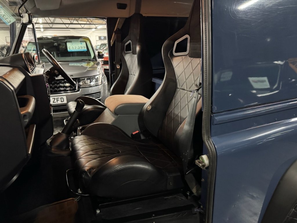 Used Land Rover Defender 2010 for sale - 76547033: Photo 28