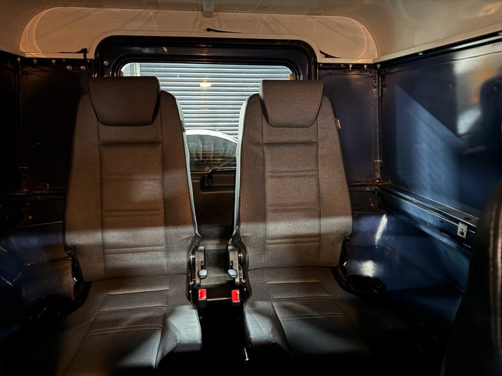 Used Land Rover Defender 2010 for sale - 76547033: Photo 30