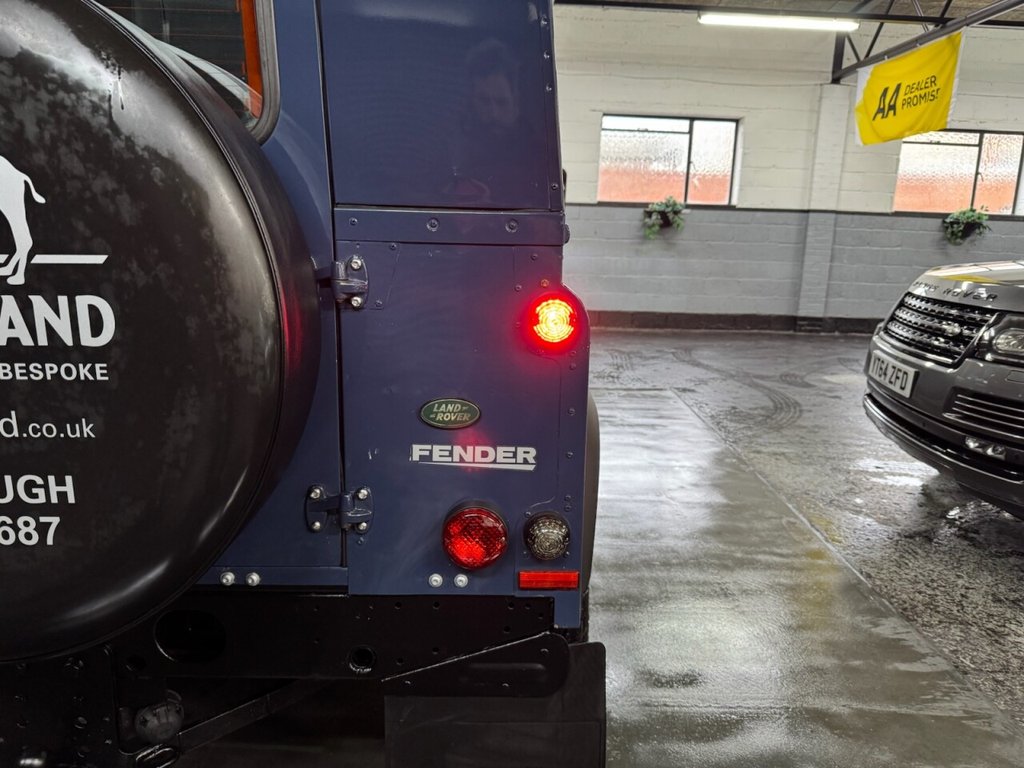 Used Land Rover Defender 2010 for sale - 76547033: Photo 5