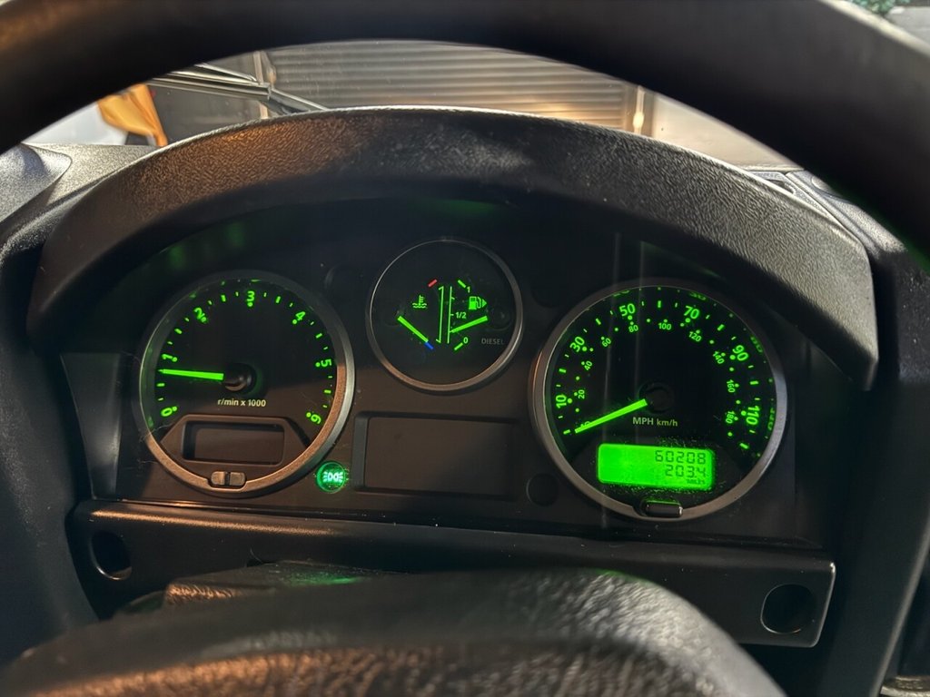 Used Land Rover Defender 2010 for sale - 77341945: Photo 17