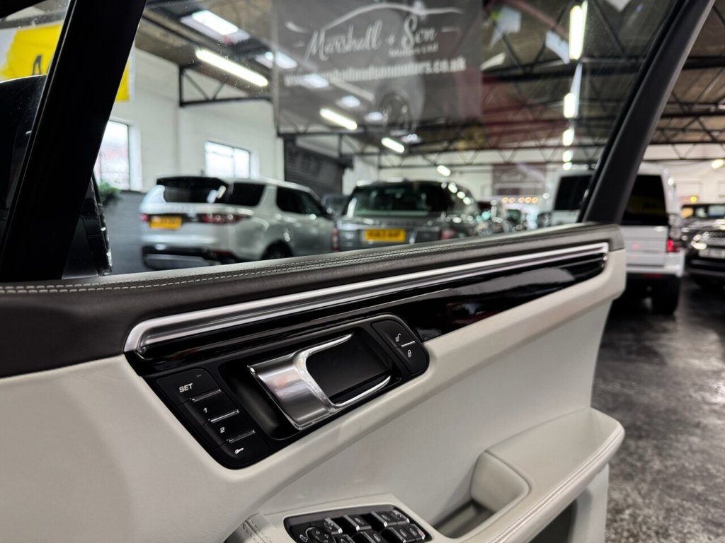 Used Porsche Macan 2016 for sale - 77188807: Photo 20