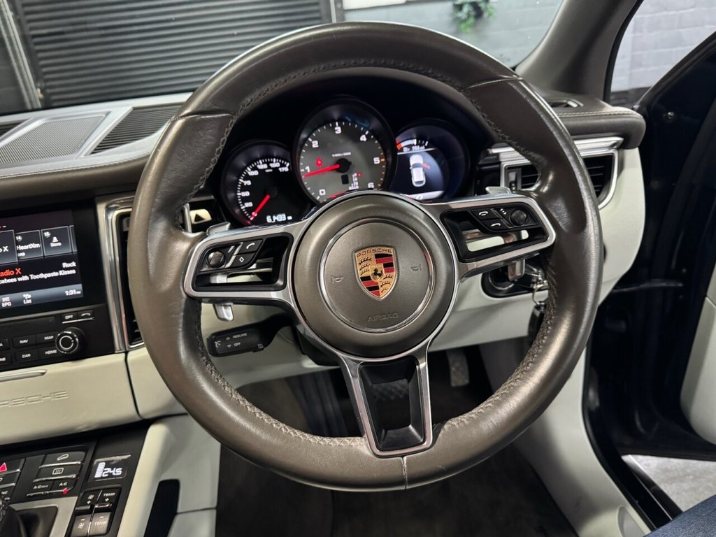 Used Porsche Macan 2016 for sale - 77188807: Photo 28