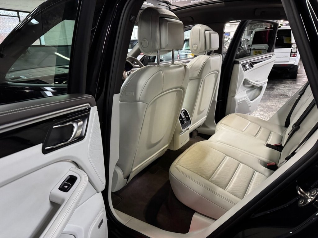 Used Porsche Macan 2016 for sale - 77188807: Photo 30