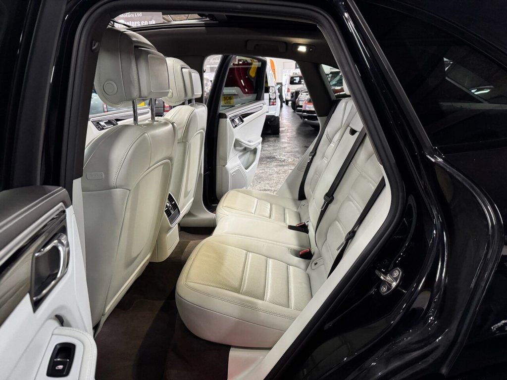 Used Porsche Macan 2016 for sale - 77188807: Photo 32