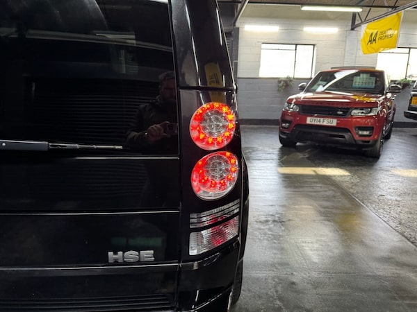 Used Land Rover Discovery 2015 for sale - 76132297: Photo 13