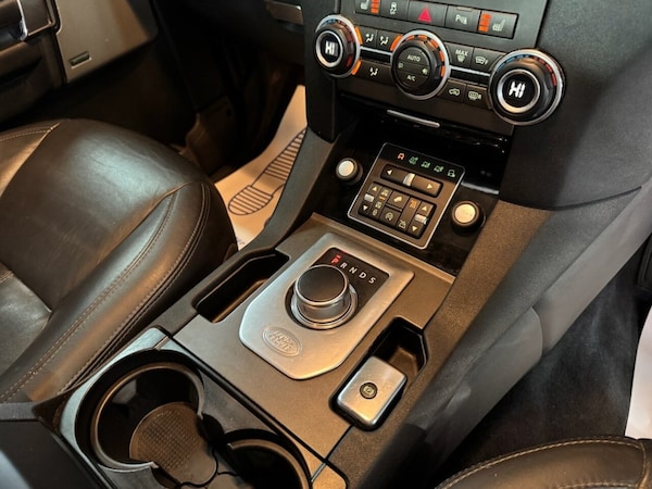 Used Land Rover Discovery 2015 for sale - 76132297: Photo 22
