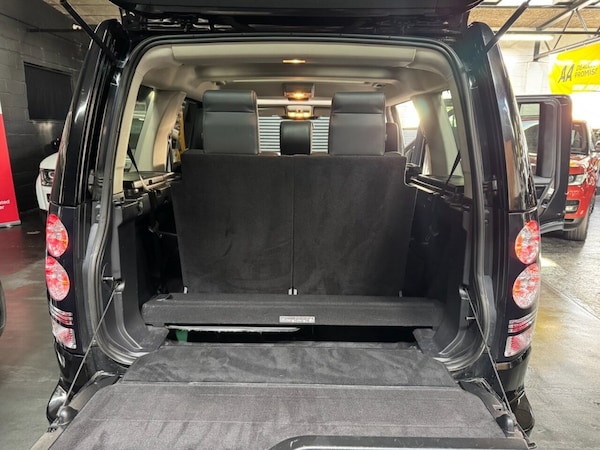 Used Land Rover Discovery 2015 for sale - 76132297: Photo 37