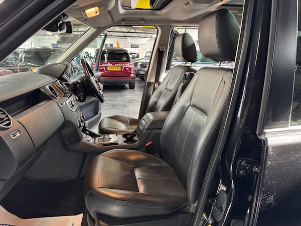 Used Land Rover Discovery 2015 for sale - 76132297: Photo 40