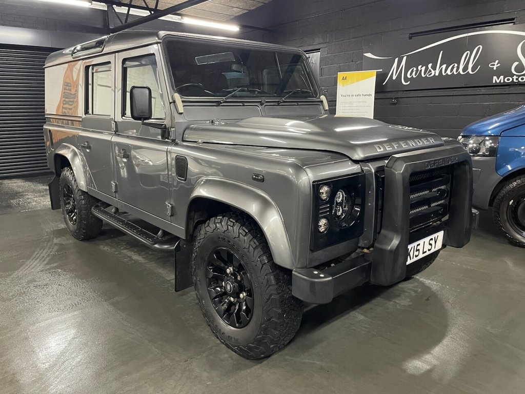 Used Land Rover Defender 110 2015 for sale - 76883736: Photo 14