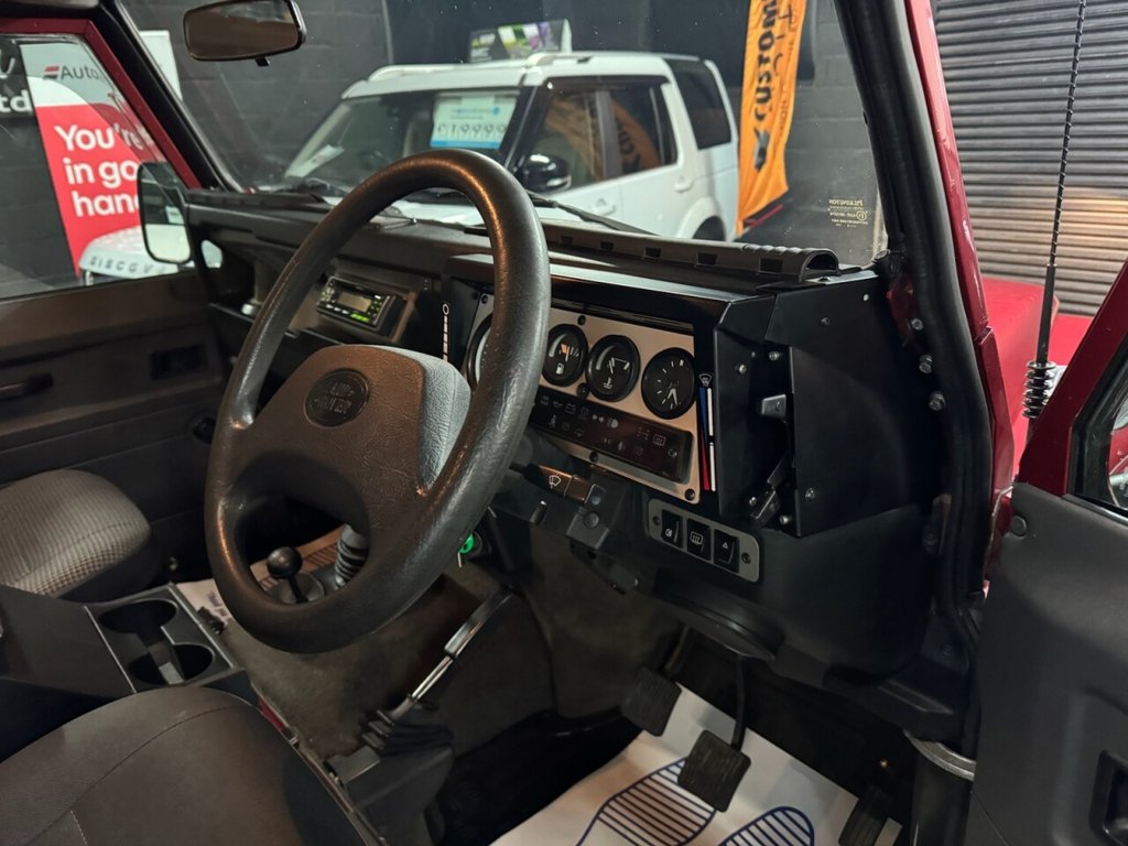 Used Land Rover Defender 1996 for sale - 77608487: Photo 20