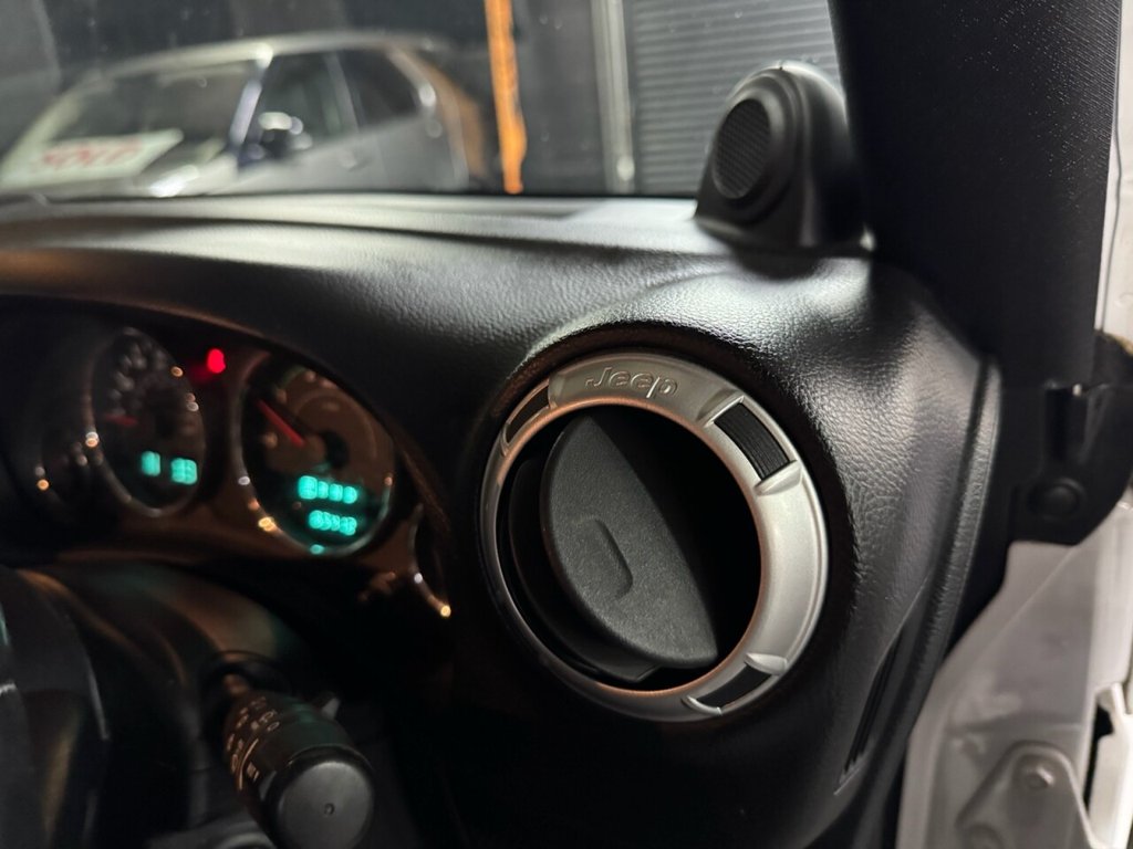 Used Jeep Wrangler 2013 for sale - 77121389: Photo 24