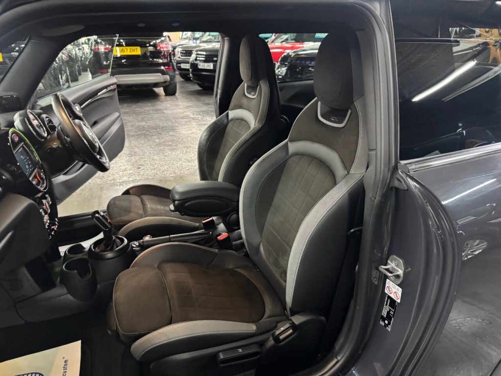 Used MINI Cooper 2020 for sale - 76454049: Photo 32