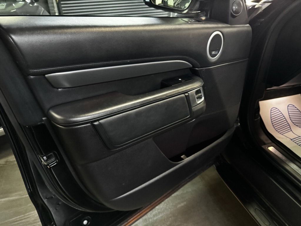 Used Land Rover Discovery 2017 for sale - 77953246: Photo 32