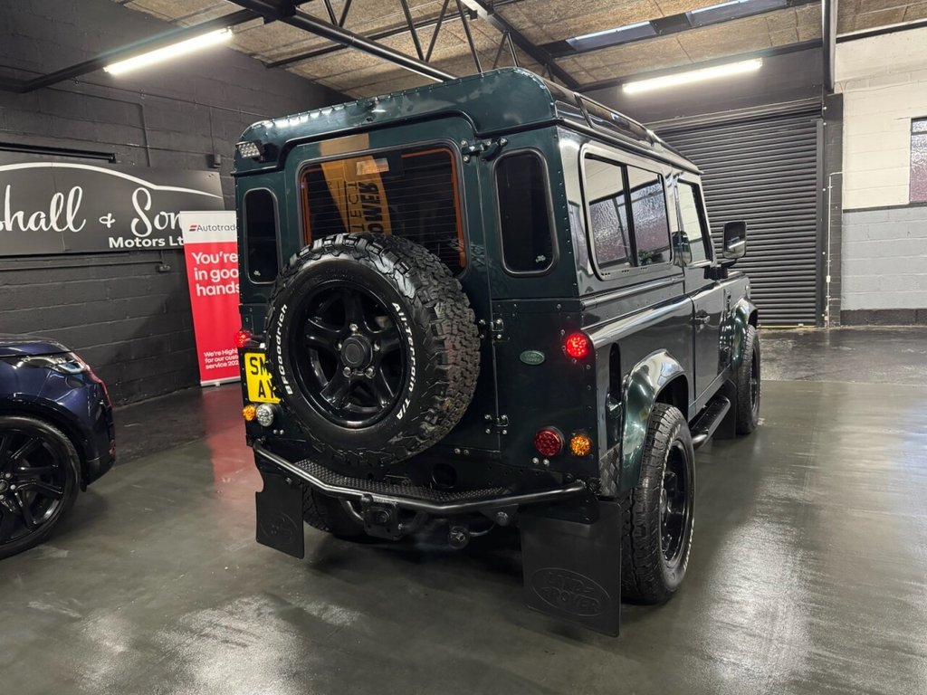 Used Land Rover Defender 90 2013 for sale - 76740308: Photo 10