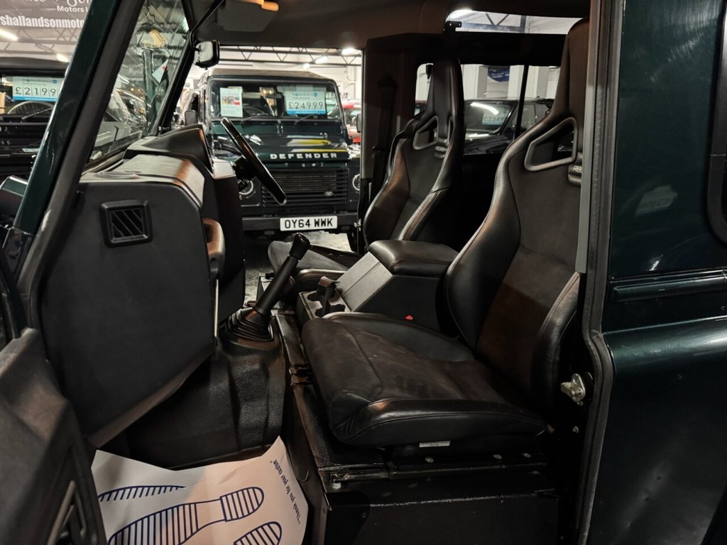 Used Land Rover Defender 90 2013 for sale - 76740308: Photo 24