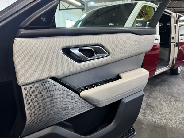 Used Land Rover Range Rover Velar 2019 for sale - 73877905: Photo 14