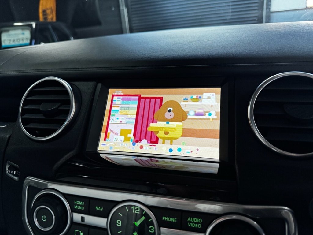 Used Land Rover Discovery 2015 for sale - 77936812: Photo 24