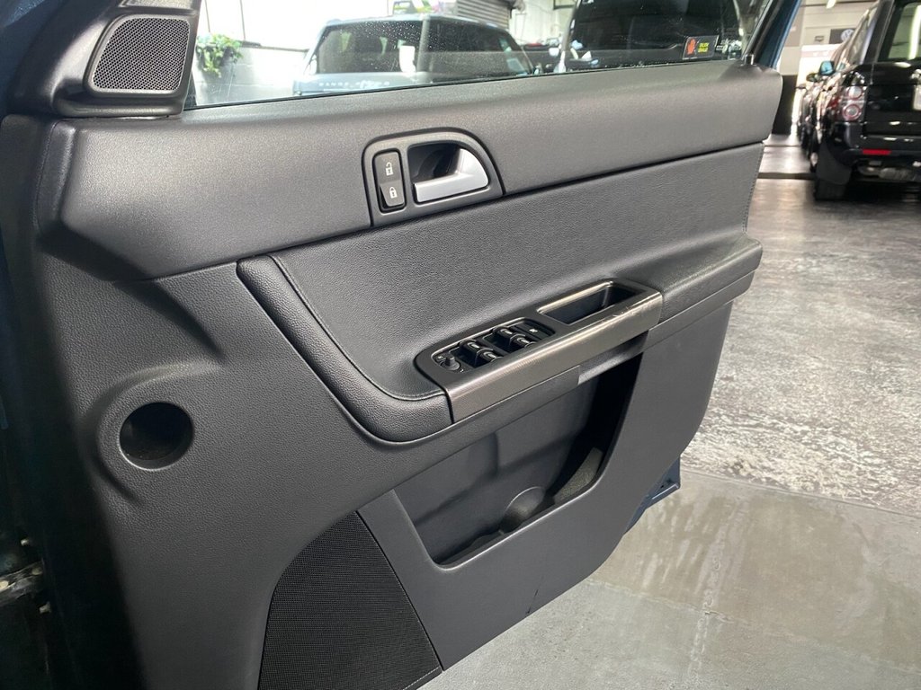 Used Volvo V50 2008 for sale - 76470033: Photo 15