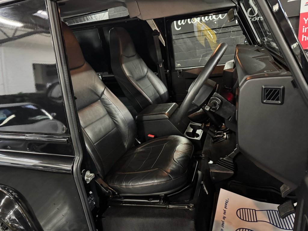 Used Land Rover Defender 2013 for sale - 76509970: Photo 19