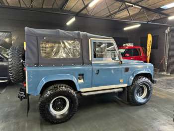 Used Land Rover Defender 90 1995 for sale - 73391588: Photo