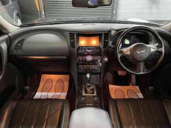 Used Infiniti QX70 2014 for sale - 71590668: Photo