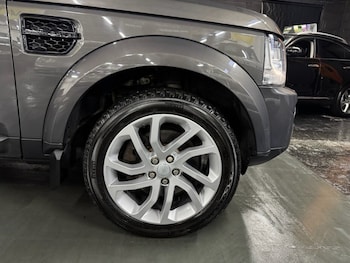 Used Land Rover Discovery 2016 for sale - 77212536: Photo