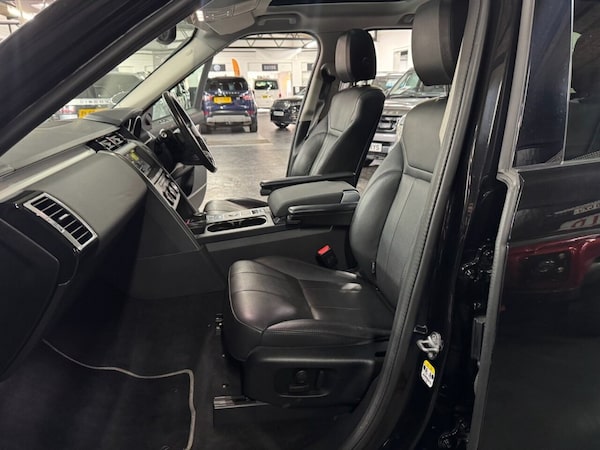 Used Land Rover Discovery 5 2020 for sale - 75675884: Photo 41
