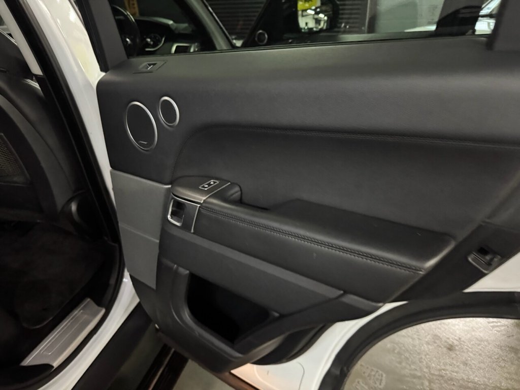 Used Land Rover Range Rover Sport 2016 for sale - 77263488: Photo 29