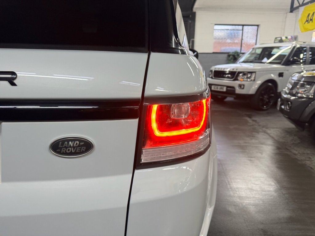 Used Land Rover Range Rover Sport 2016 for sale - 77263488: Photo 9
