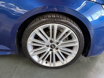 Used Audi A4 2017 for sale - 79494349: Photo
