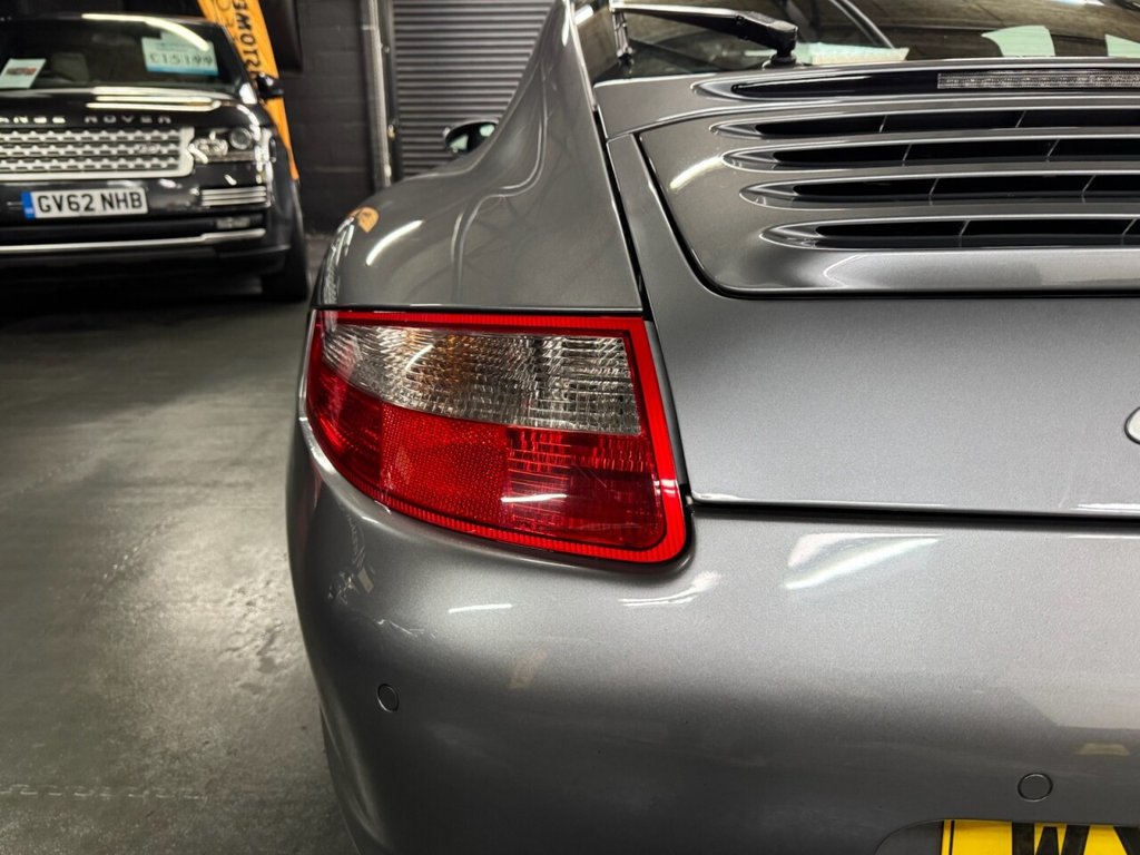 Used Porsche 911 2005 for sale - 76417273: Photo 11