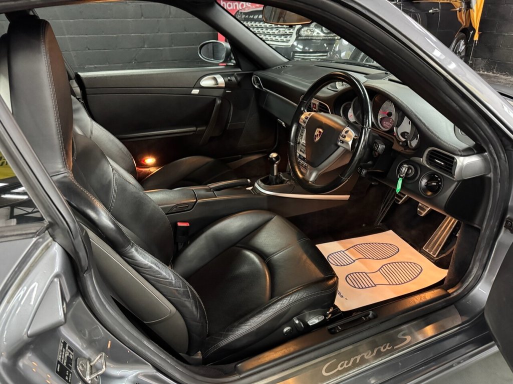 Used Porsche 911 2005 for sale - 76417273: Photo 22