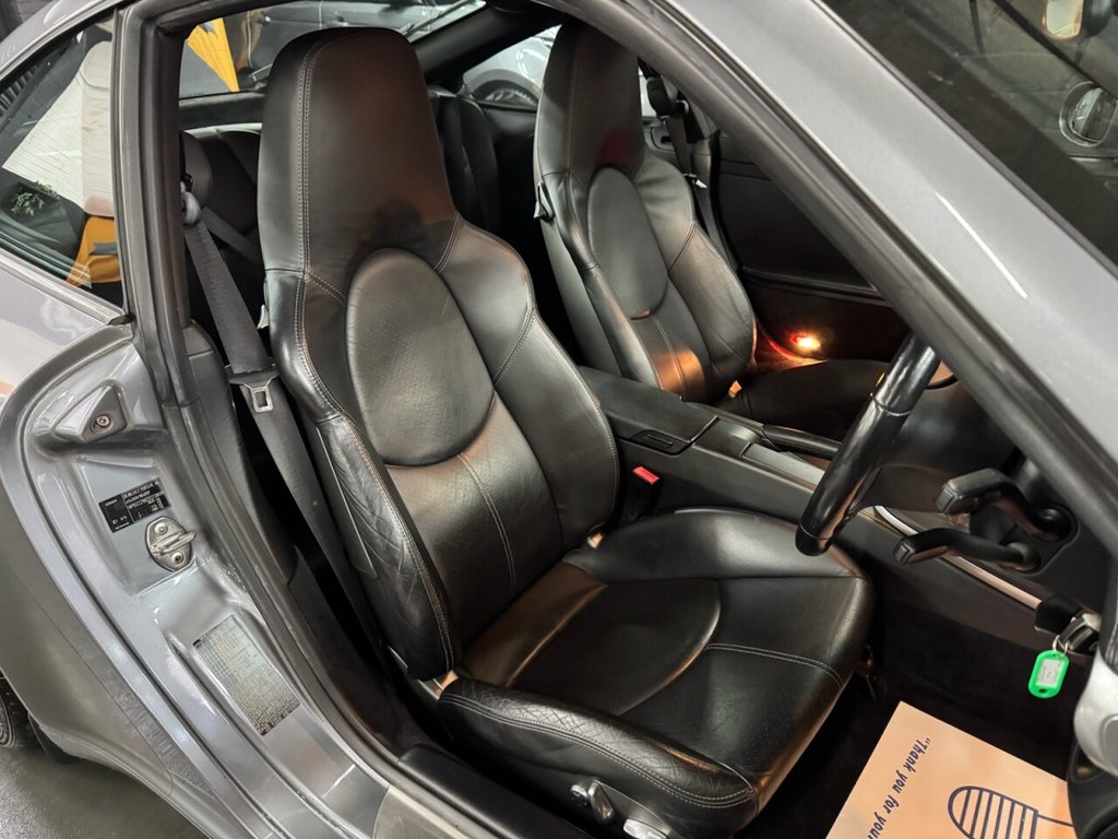 Used Porsche 911 2005 for sale - 76417273: Photo 32