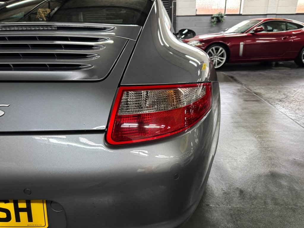 Used Porsche 911 2005 for sale - 76417273: Photo 8