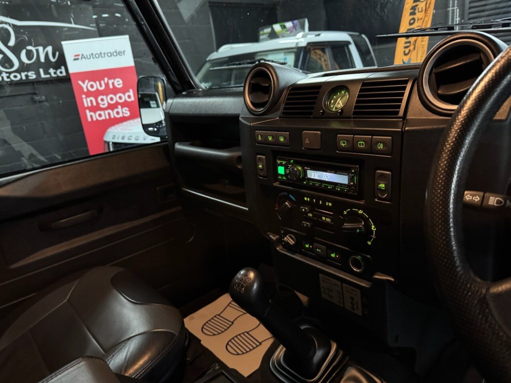 Used Land Rover Defender 90 2015 for sale - 77594663: Photo 23