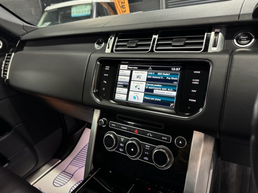 Used Land Rover Range Rover 2014 for sale - 76368104: Photo 16