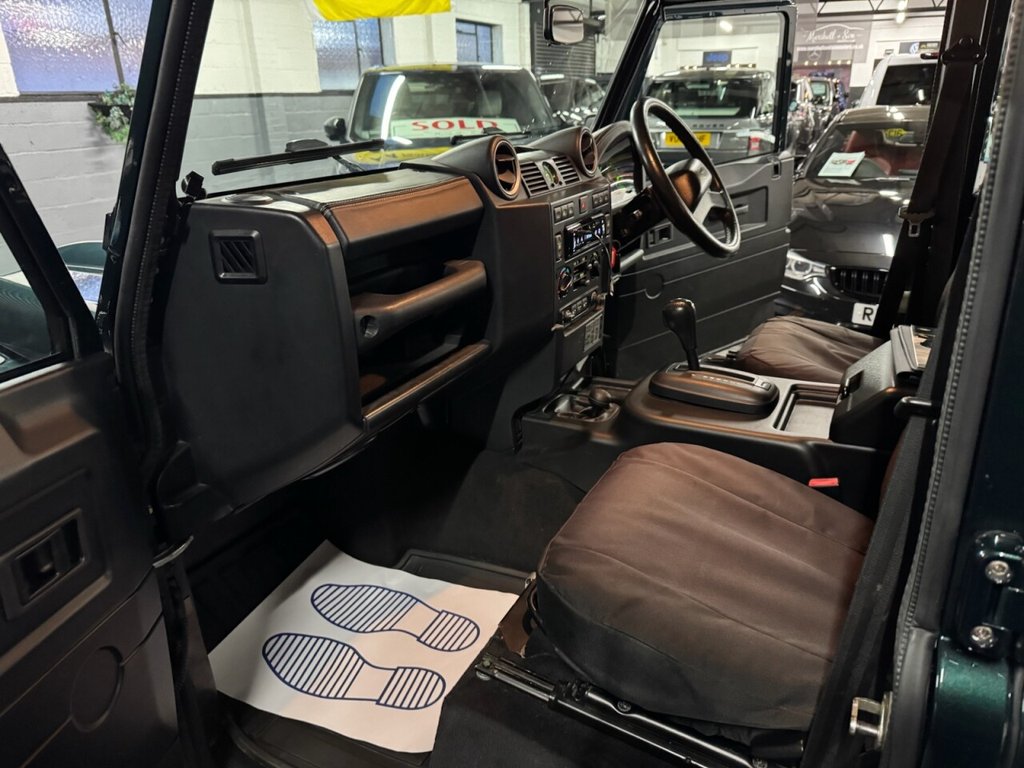 Used Land Rover Defender 2012 for sale - 77227365: Photo 30