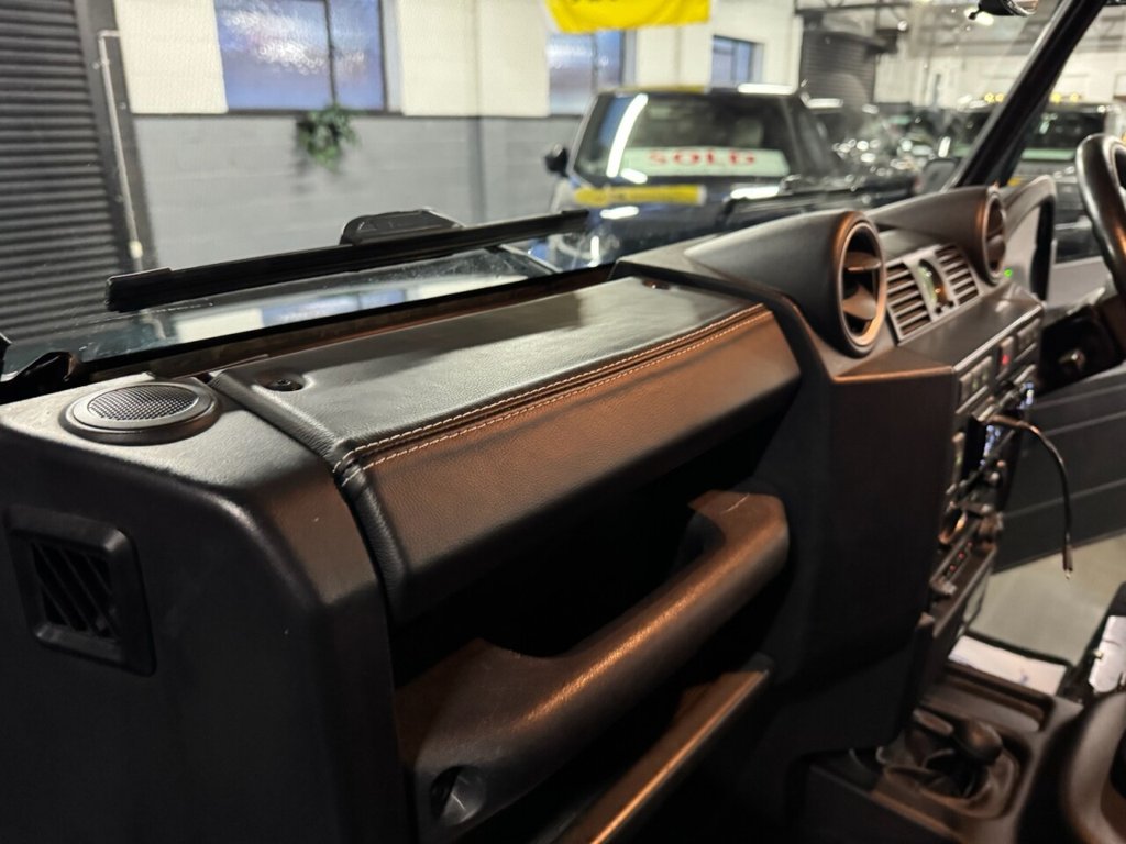 Used Land Rover Defender 2012 for sale - 77227365: Photo 32