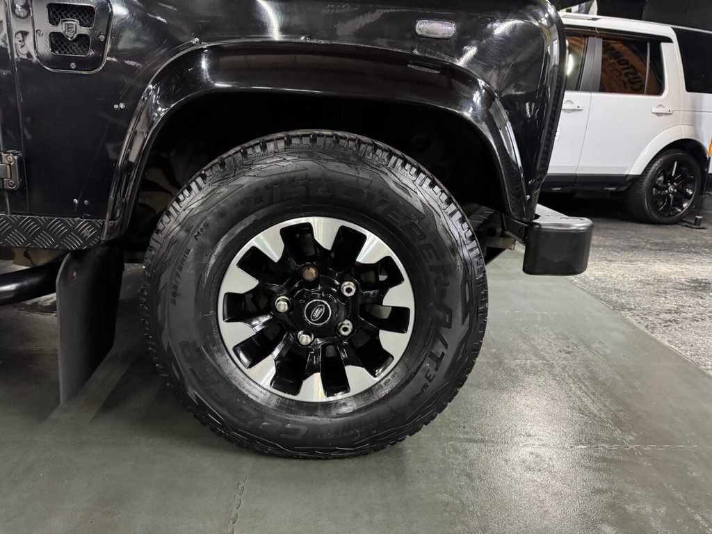 Used Land Rover Defender 2014 for sale - 77608597: Photo 5